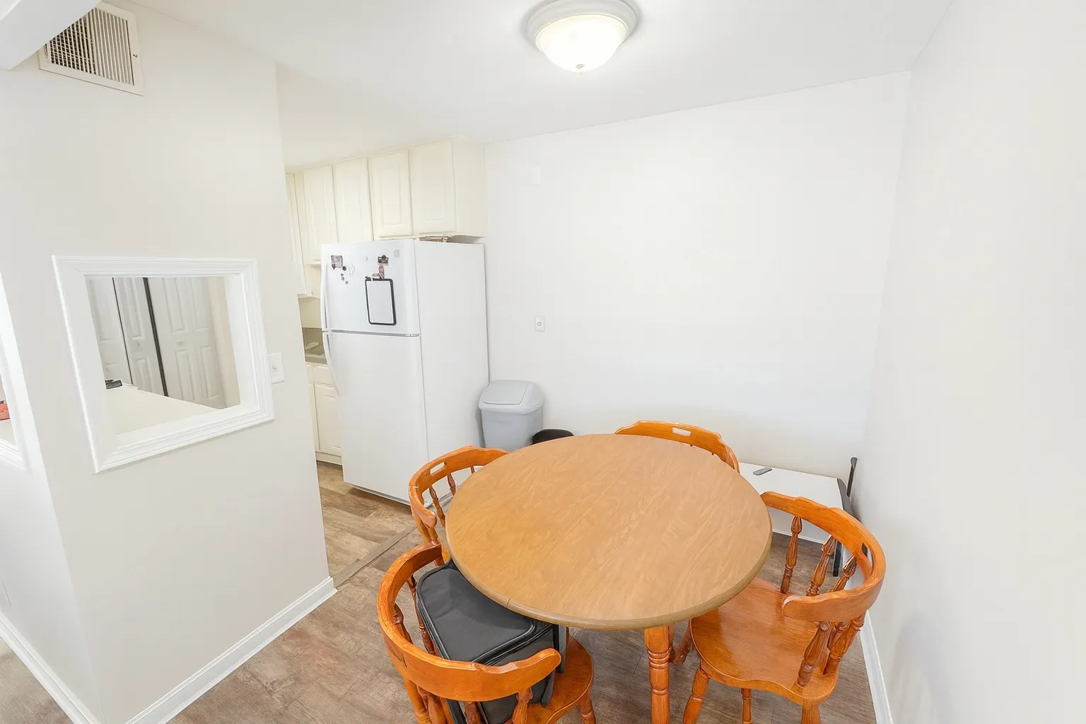 1870 Tall Oaks Drive 3104 IL