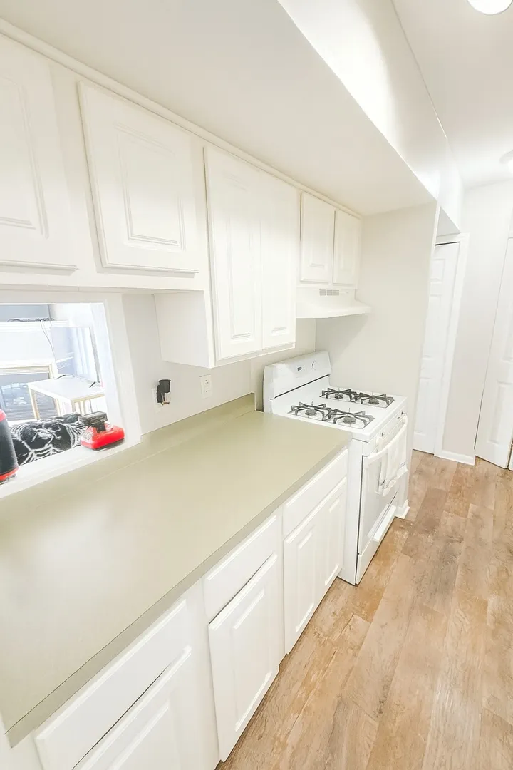 1870 Tall Oaks Drive 3104 IL