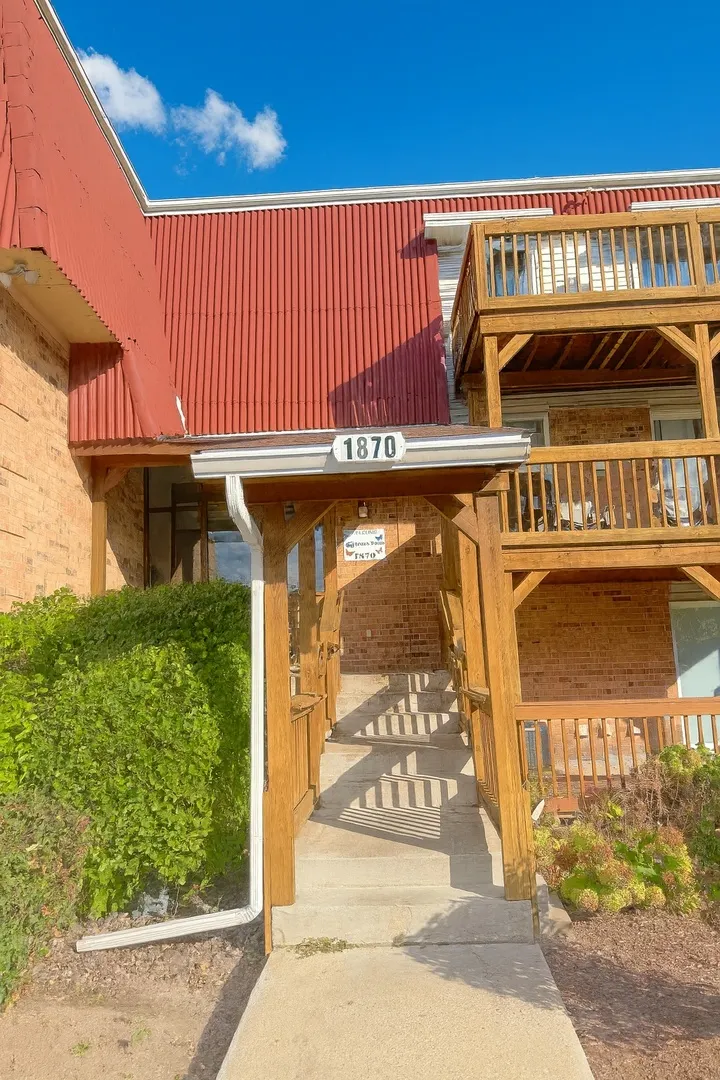 1870 Tall Oaks Drive 3104 IL