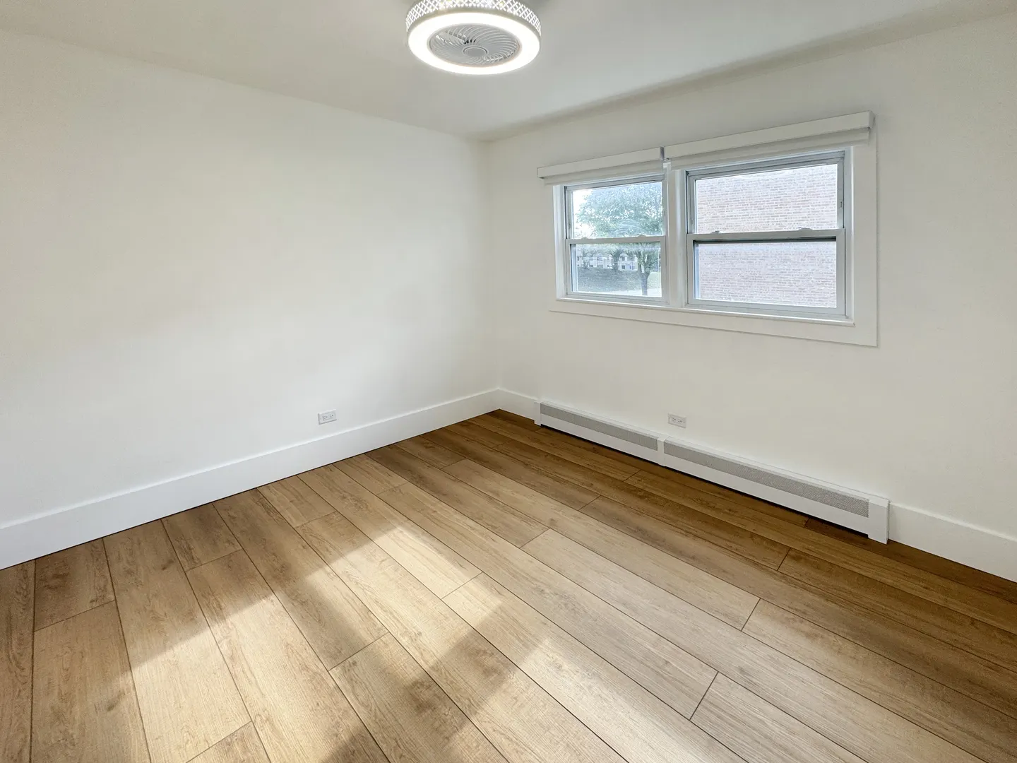 332 N Smith Street 1 IL