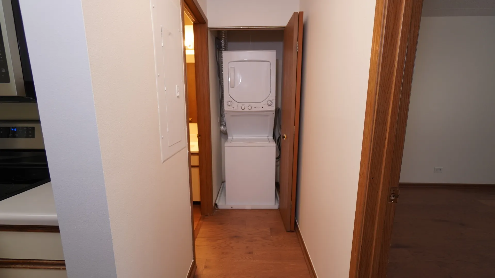 75 Kristin Circle 516 IL