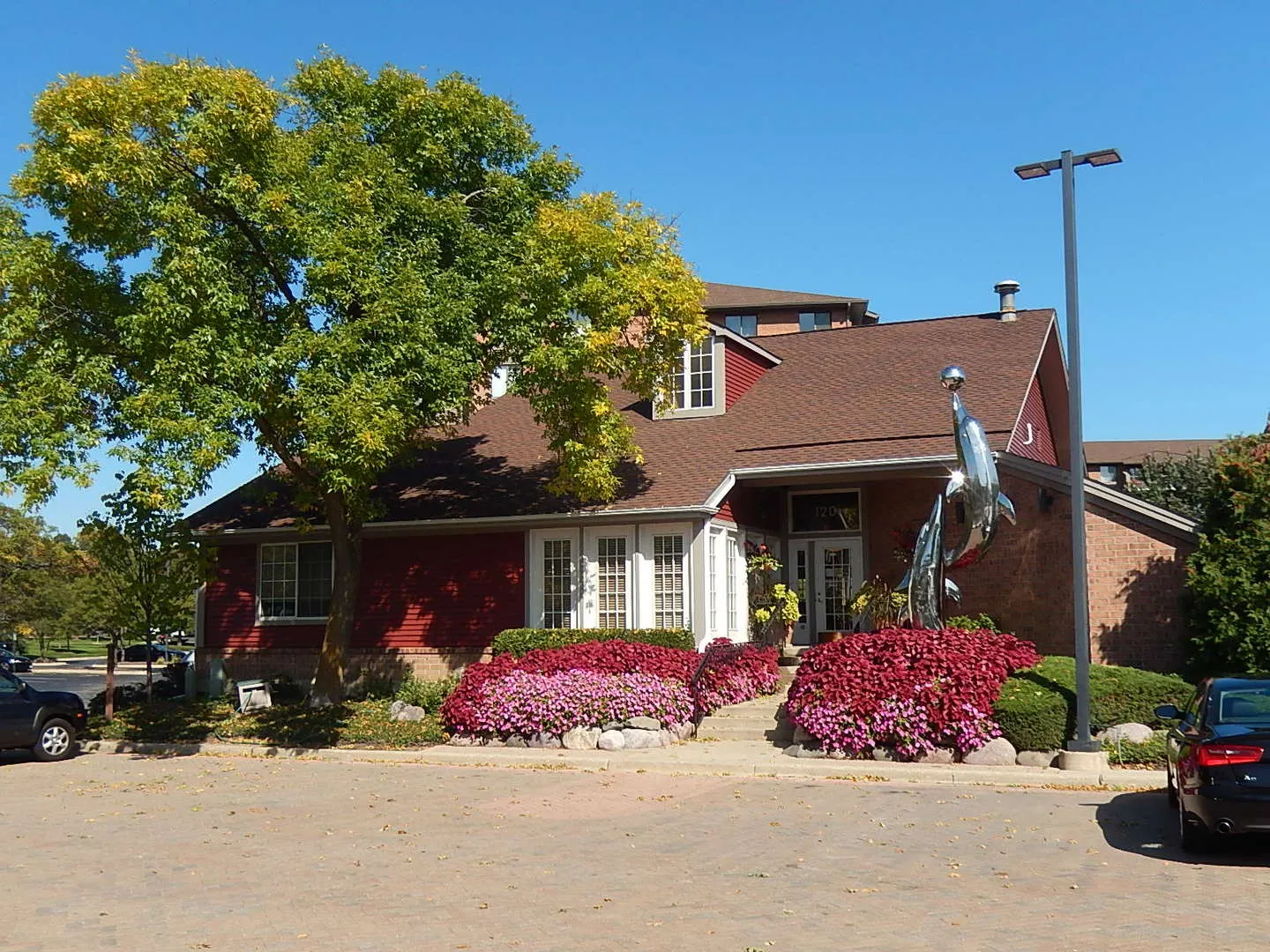 75 Kristin Circle 516 IL