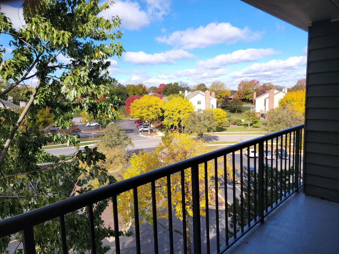 75 Kristin Circle 516 IL