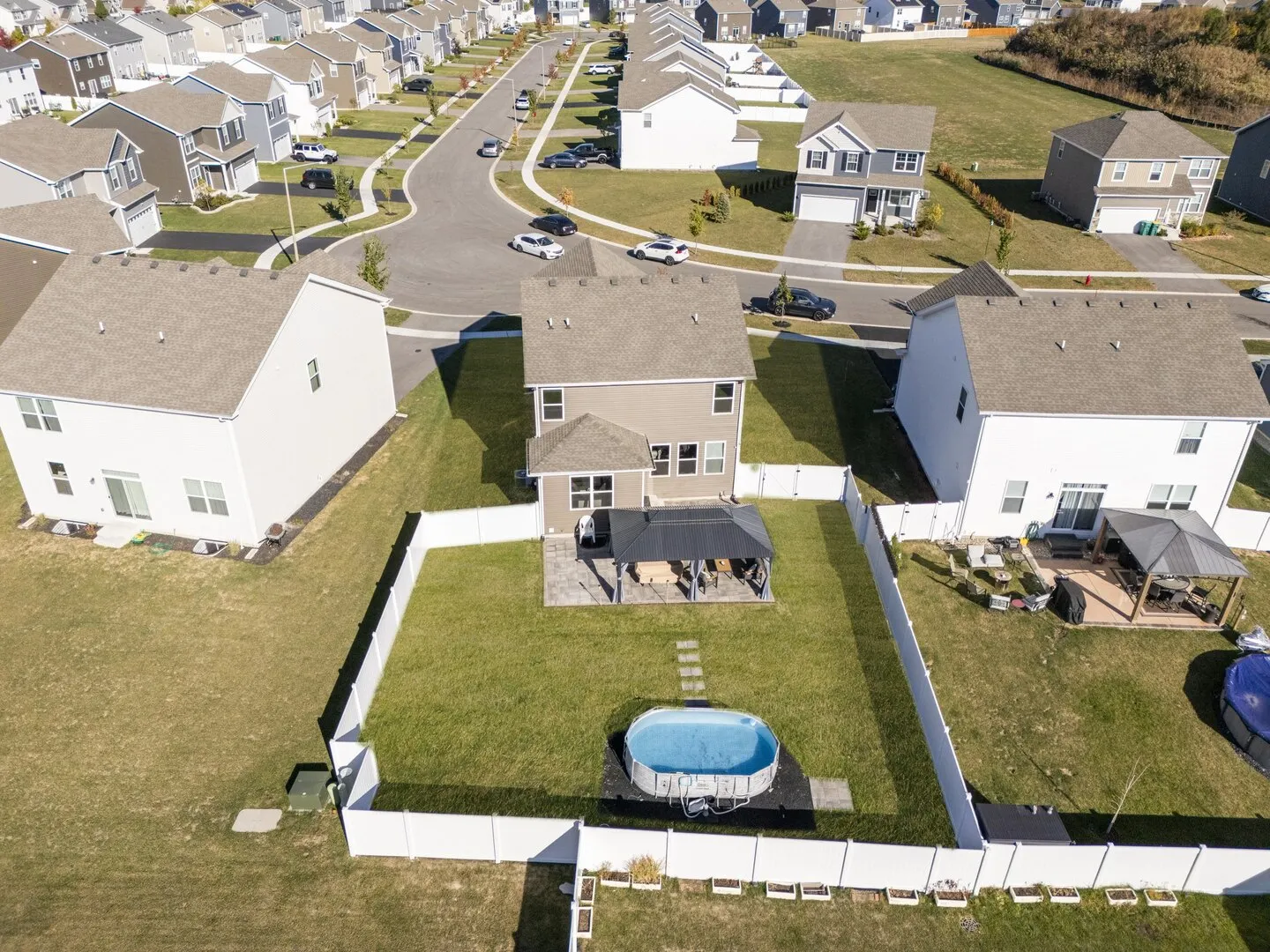 2017 Lilyana Lane IL