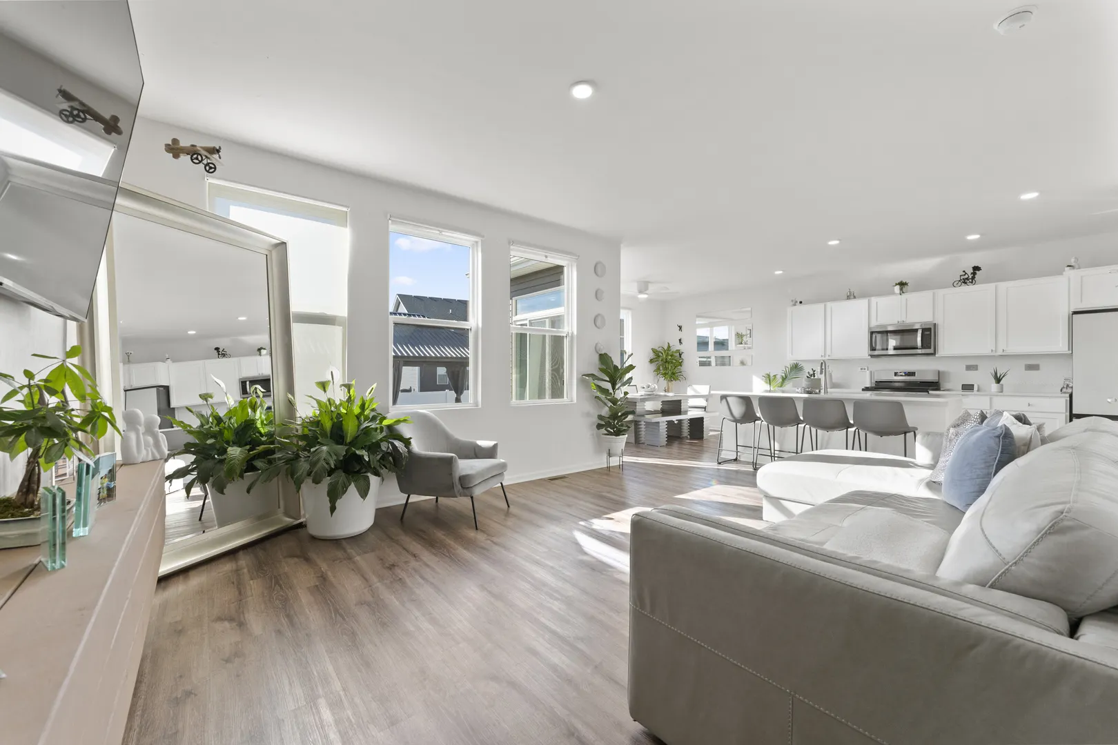 2017 Lilyana Lane IL