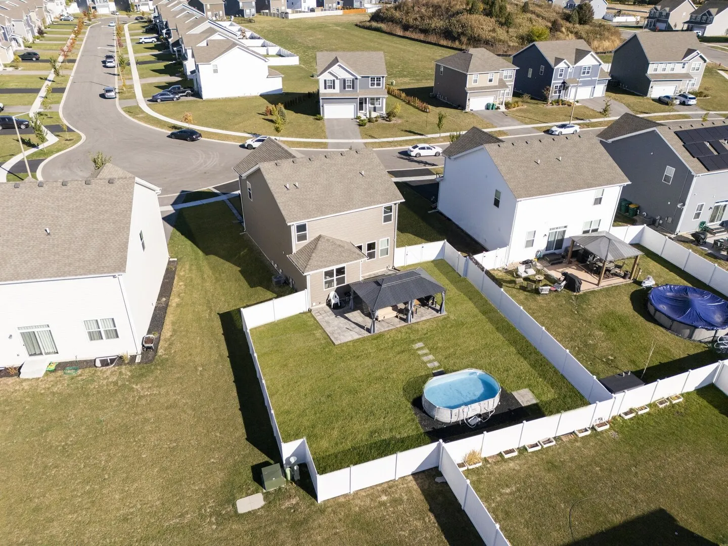 2017 Lilyana Lane IL