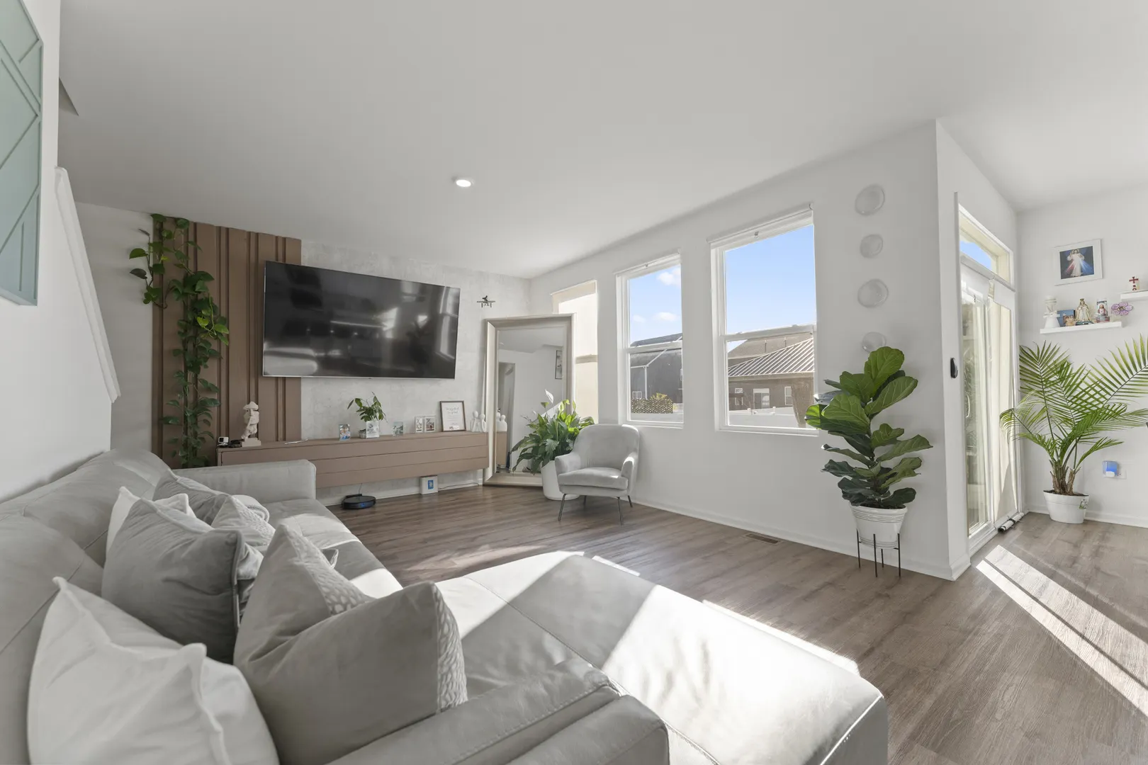 2017 Lilyana Lane IL