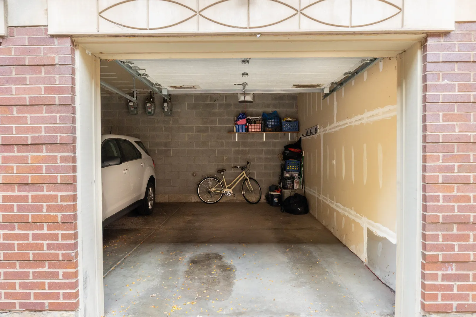 817 E 41st Street 2A IL