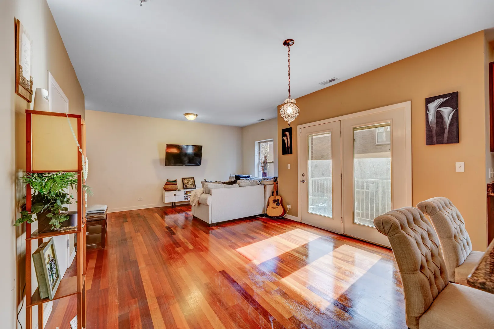 817 E 41st Street 2A IL