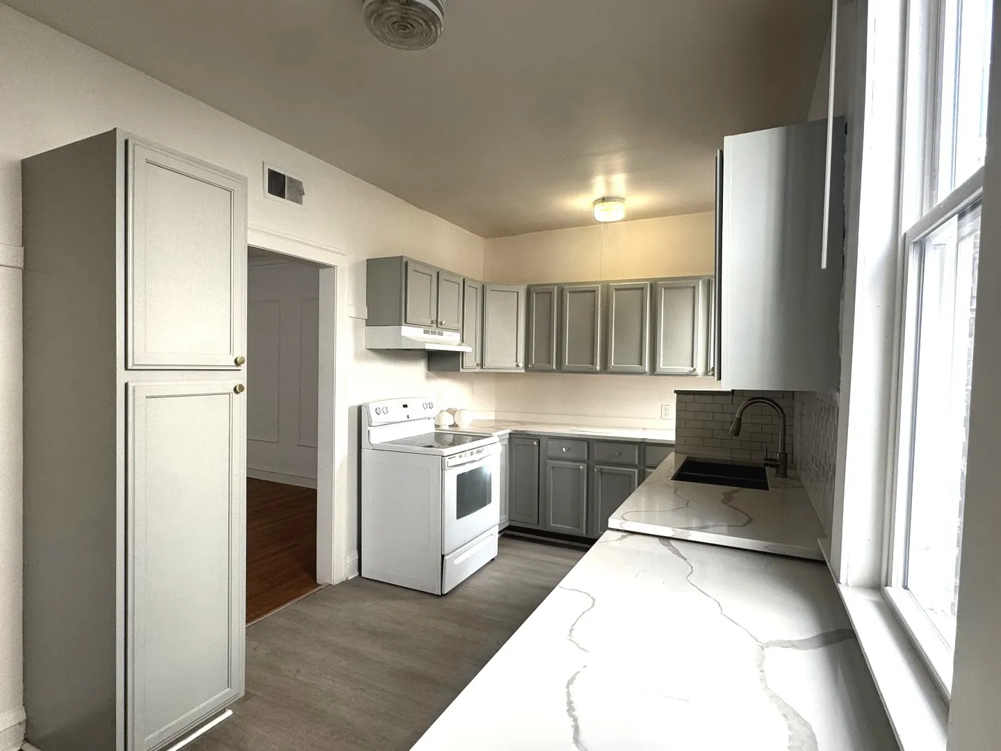 6937 S Merrill Avenue IL