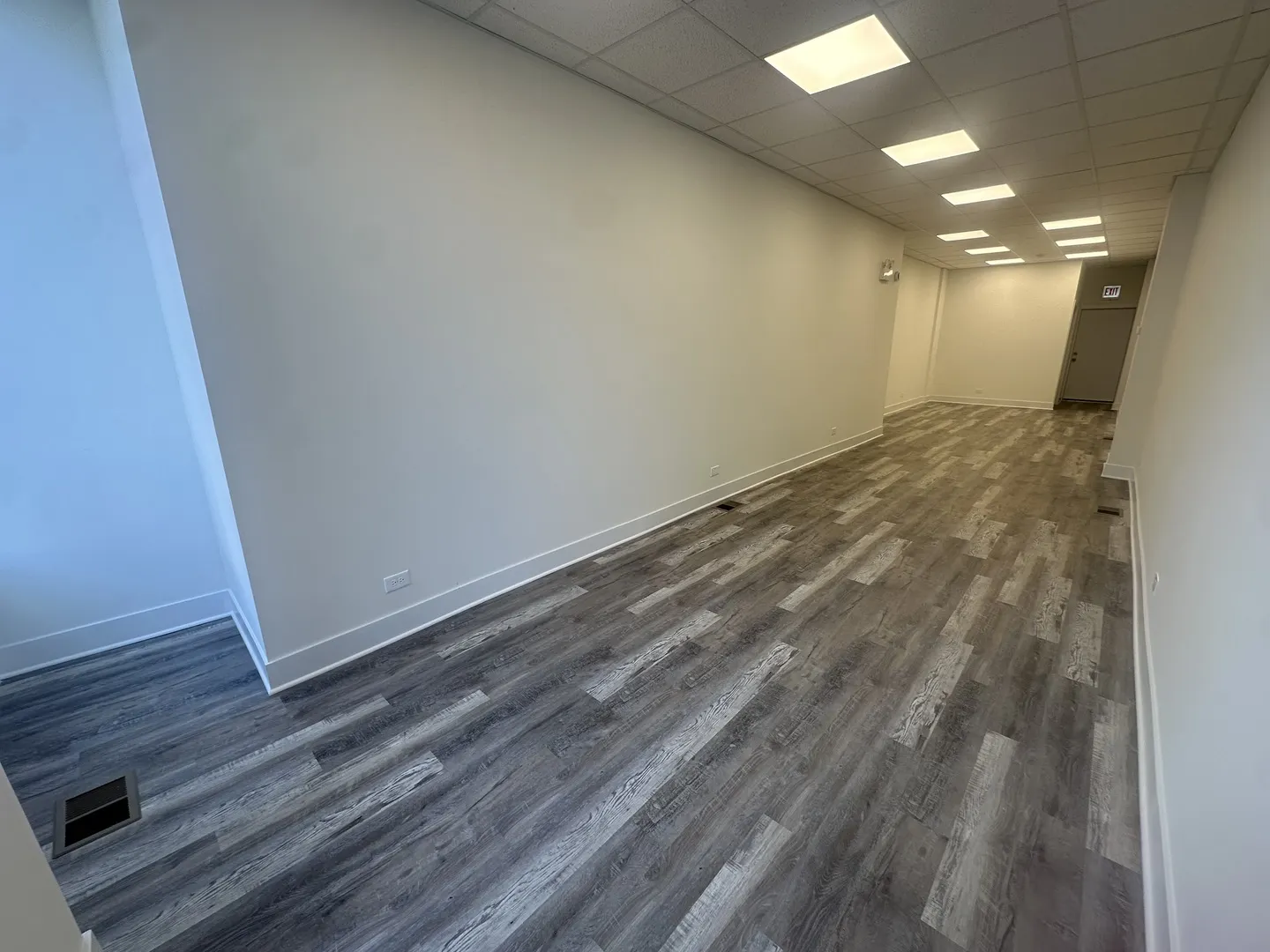 4204 N Milwaukee Avenue IL