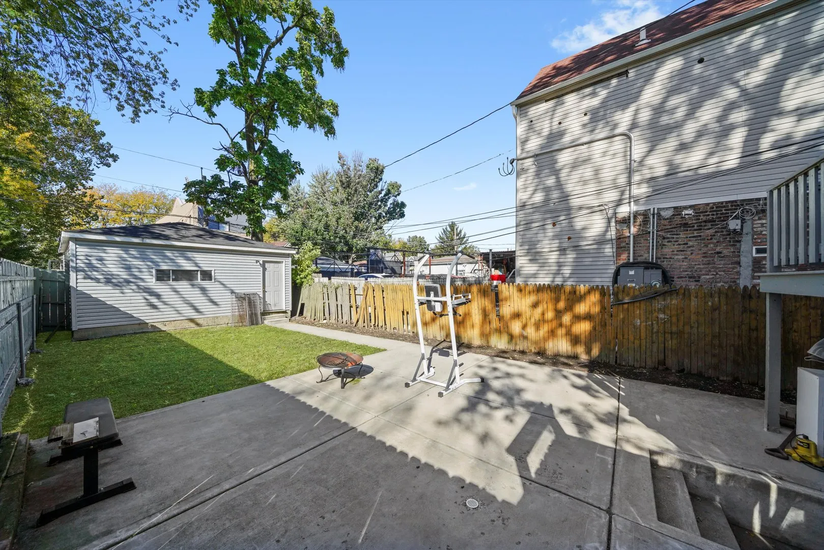 1400 N Lawndale Avenue IL