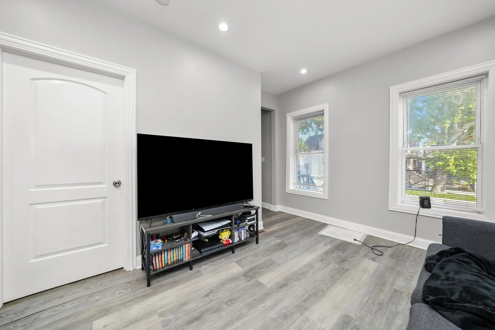 1400 N Lawndale Avenue IL