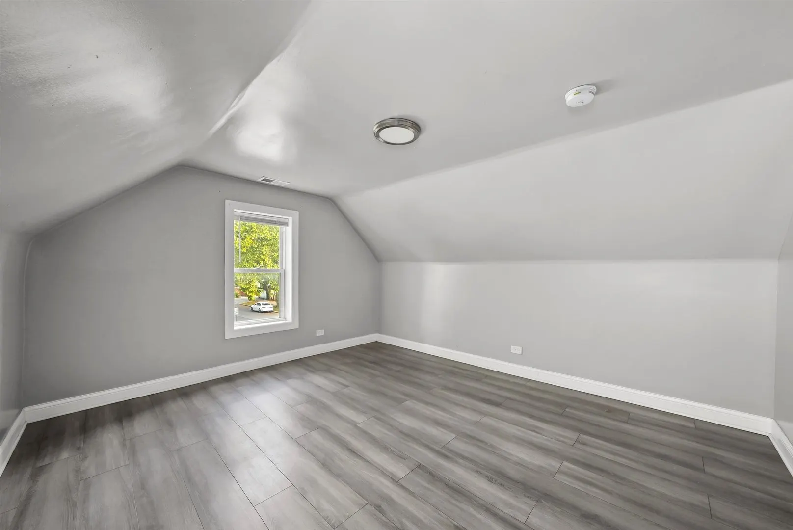 1400 N Lawndale Avenue IL