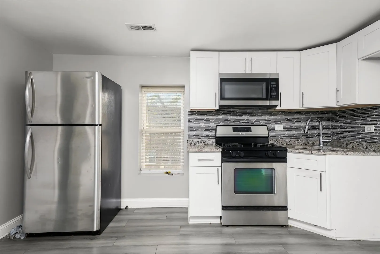 1400 N Lawndale Avenue IL