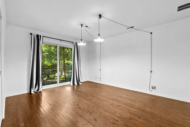 1716 E 54TH Street F IL