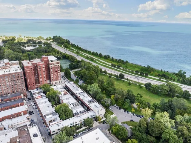 1716 E 54TH Street F IL