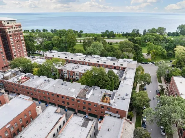 1716 E 54TH Street F IL