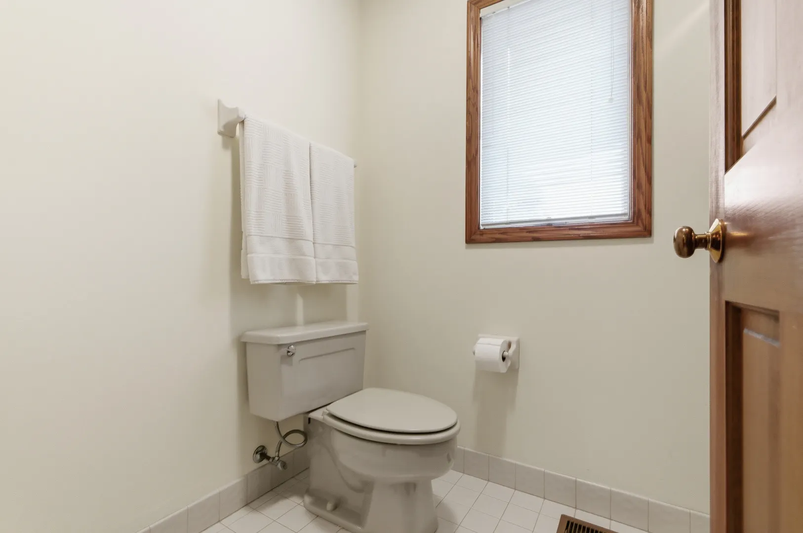 8261 Lake Ridge Drive IL