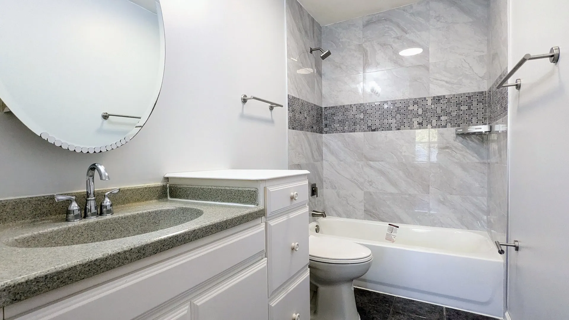 650 Shining Water Drive IL