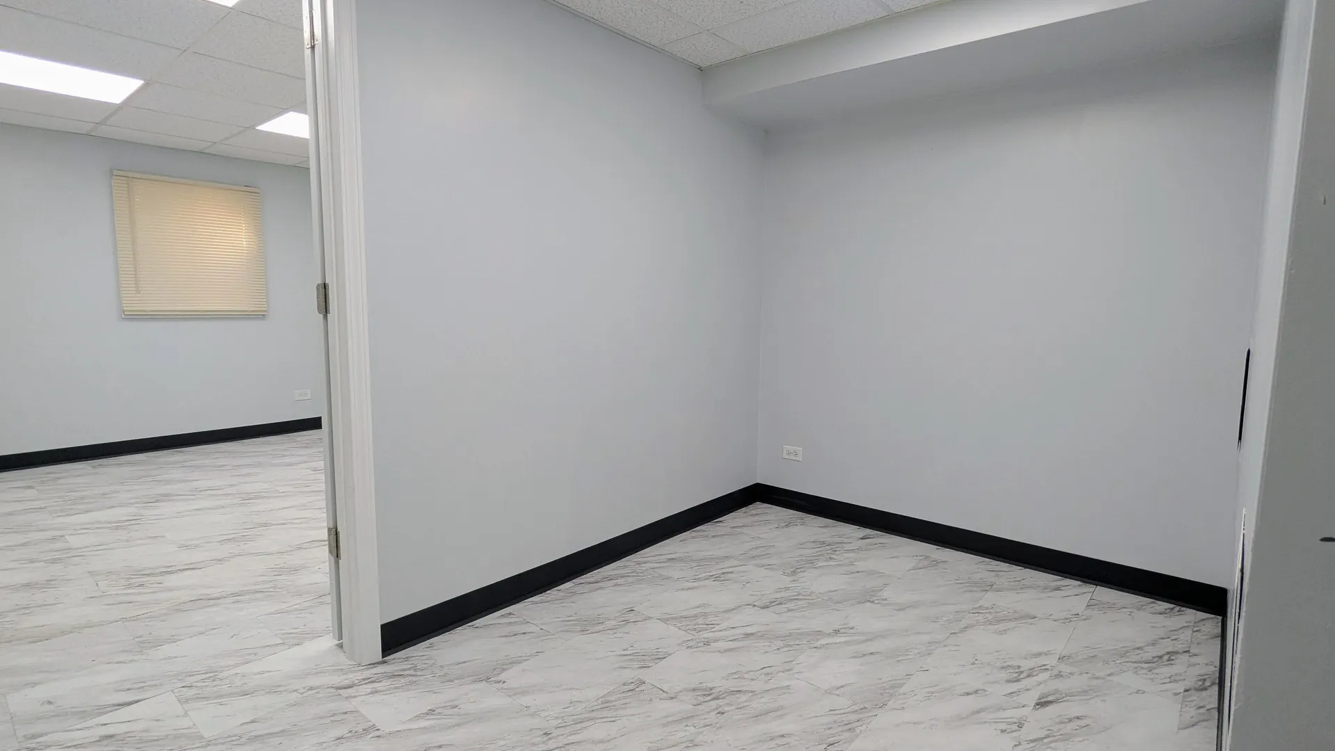 650 Shining Water Drive IL