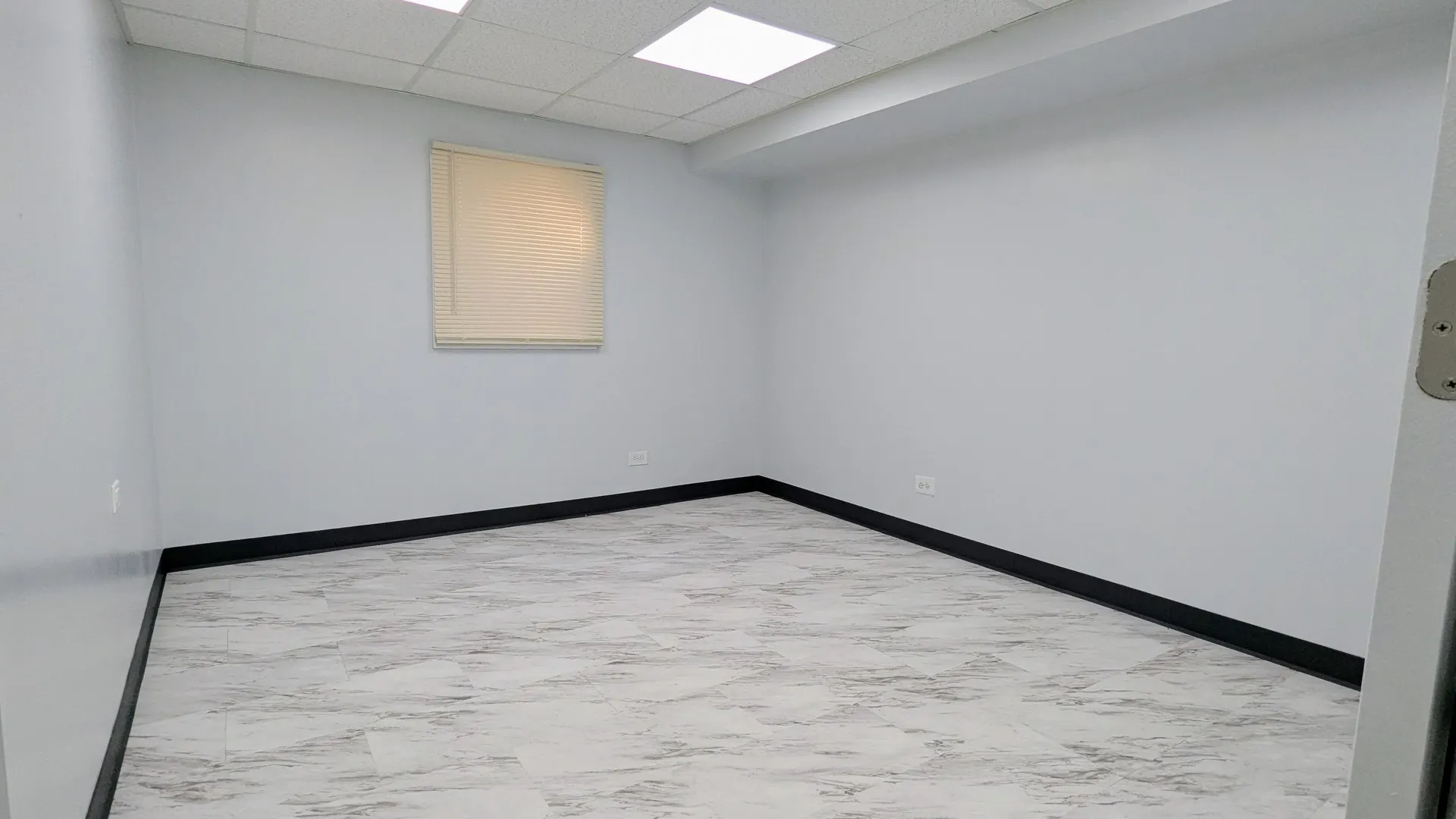 650 Shining Water Drive IL