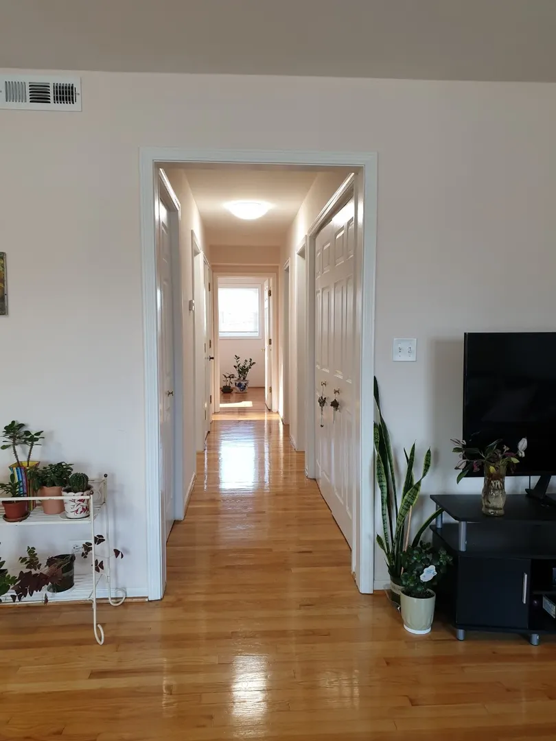 8342 Bennett Avenue IL