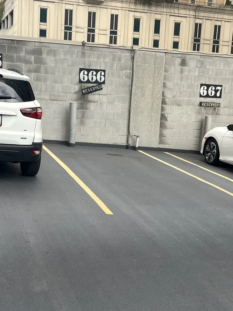 2 E Erie Street 666 IL