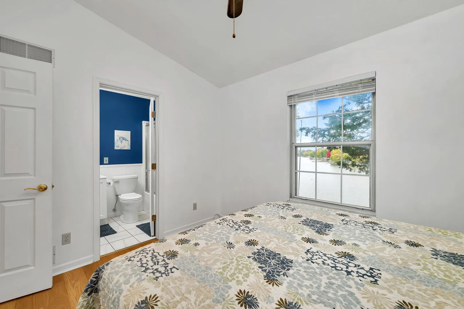 848 Lake Holiday Drive IL