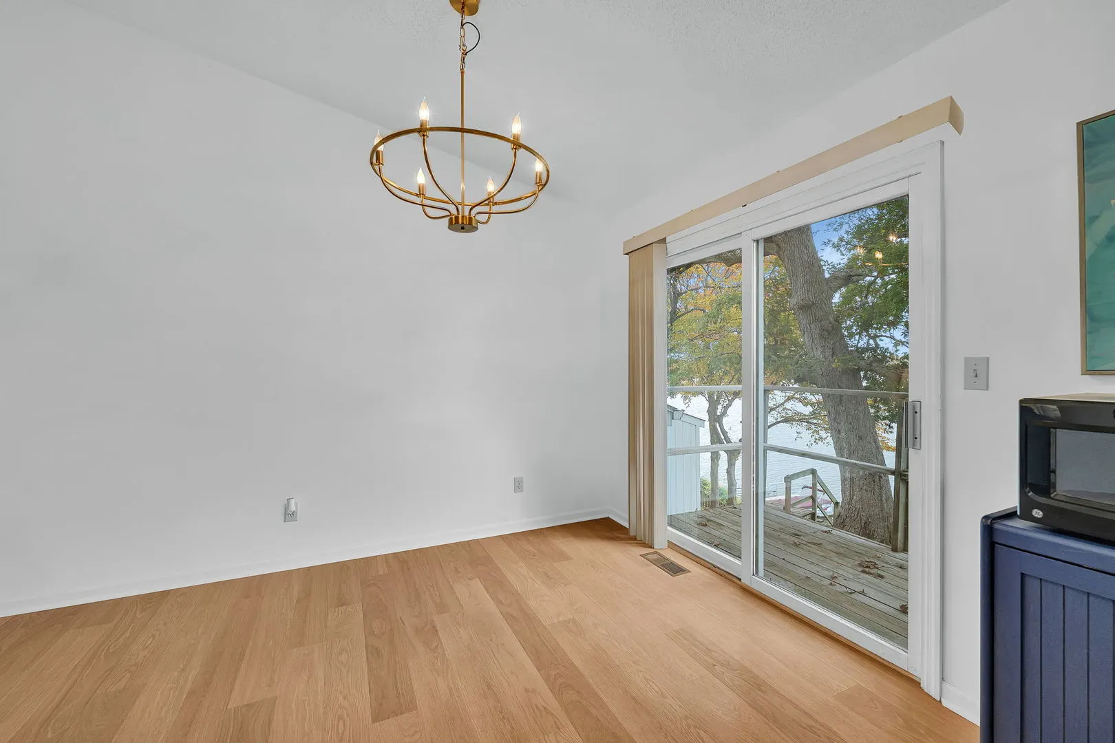 848 Lake Holiday Drive IL