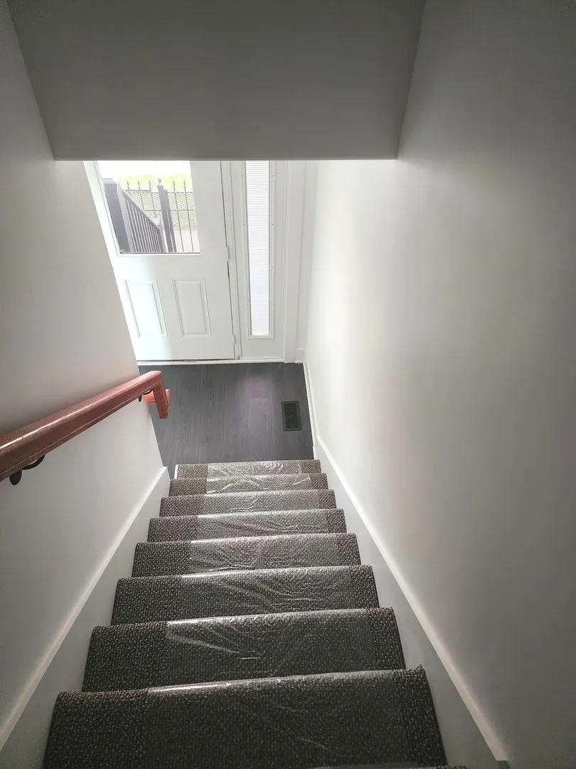 243 W Swann Street 2 IL