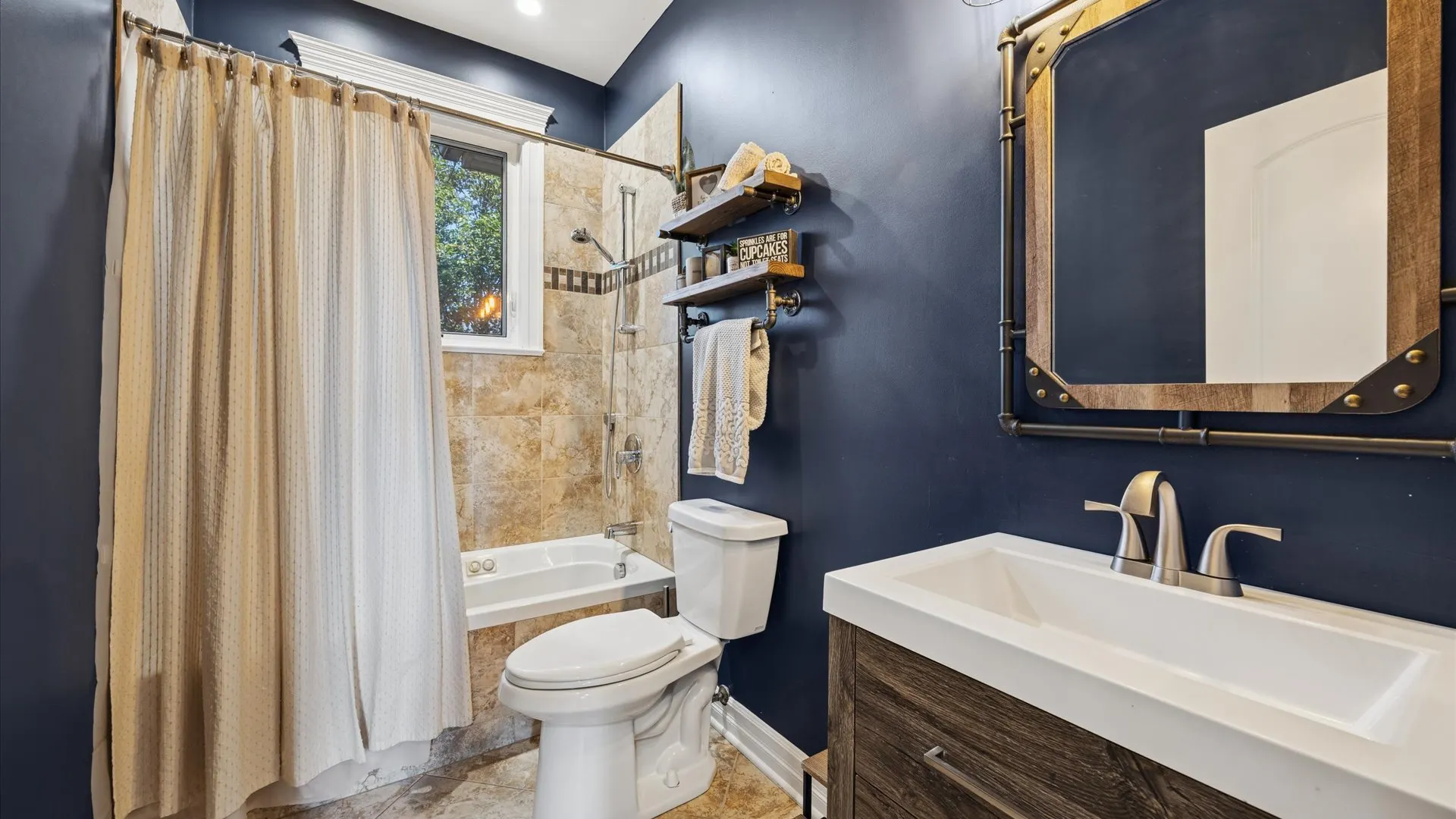 7221 N Octavia Avenue IL