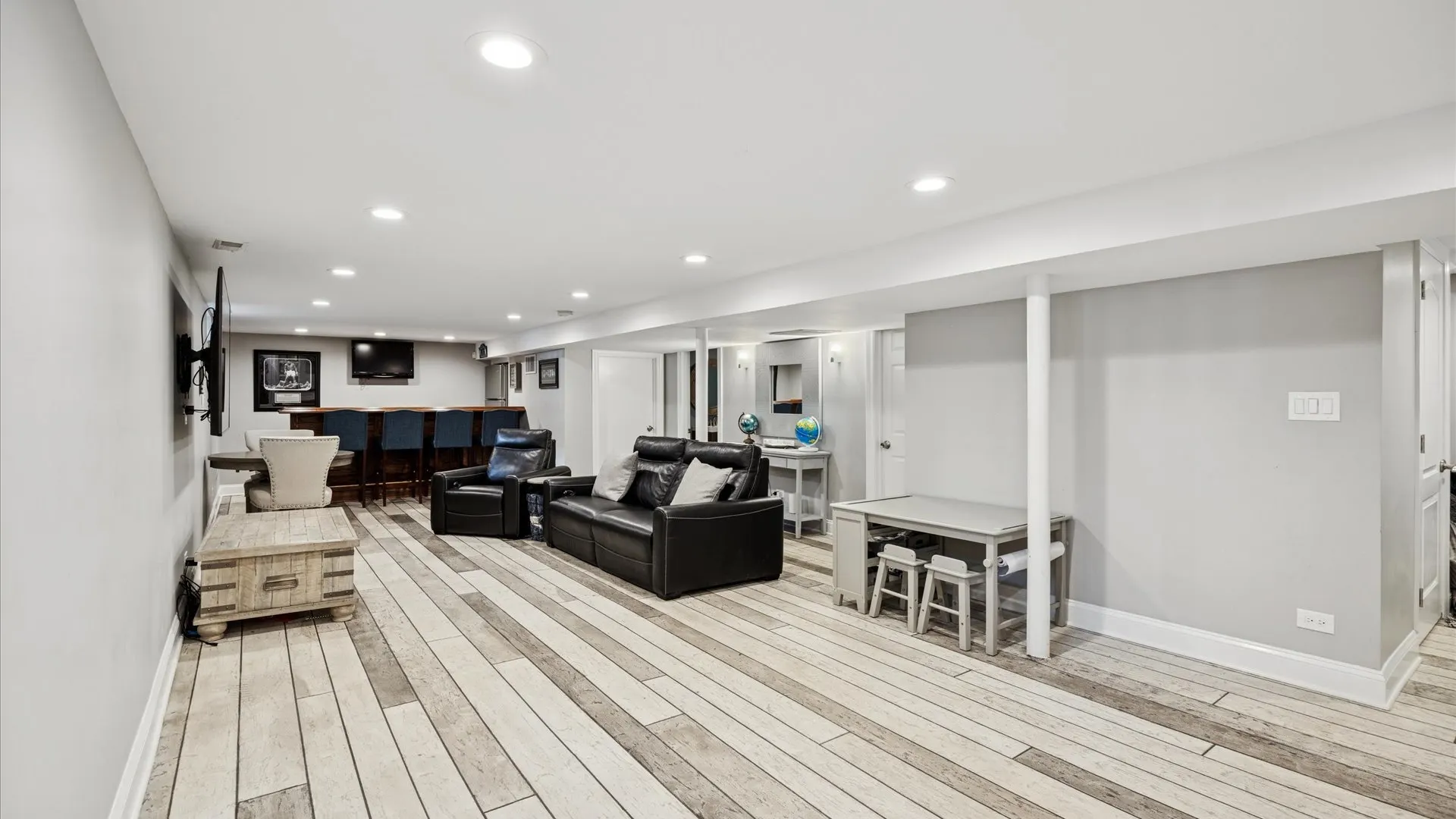 7221 N Octavia Avenue IL