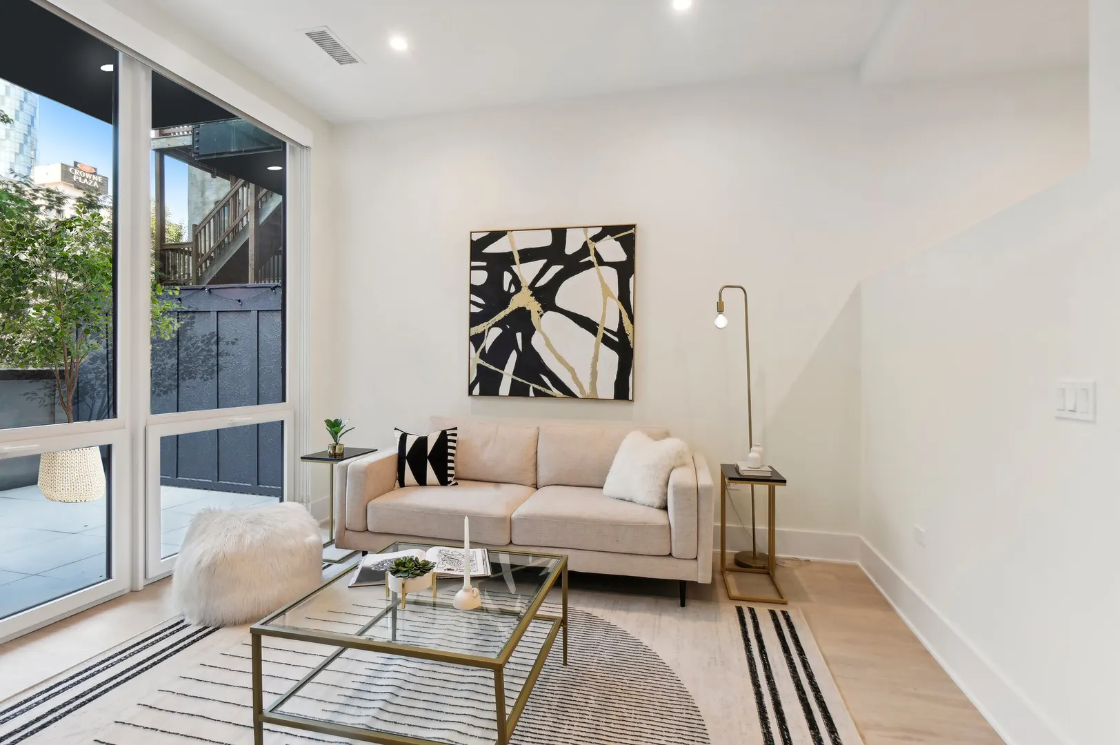 812 W Adams Street 610 IL