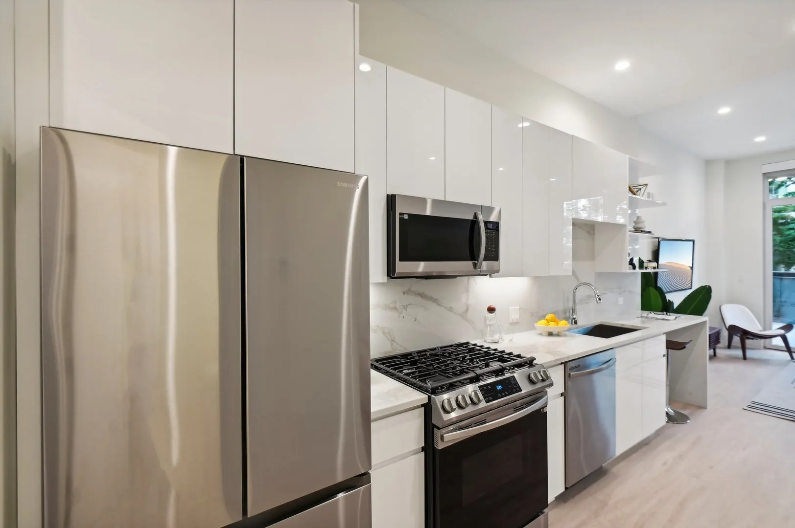 812 W Adams Street 610 IL