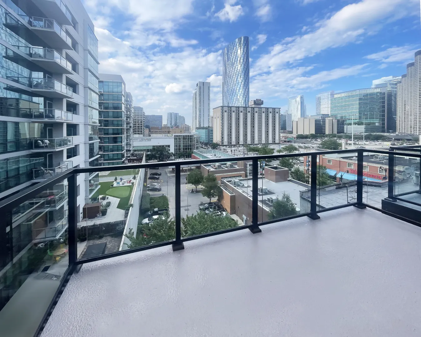 812 W Adams Street 610 IL