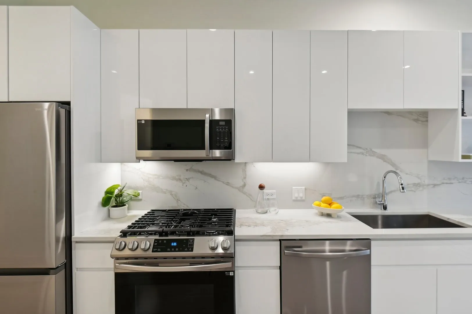 812 W Adams Street 610 IL