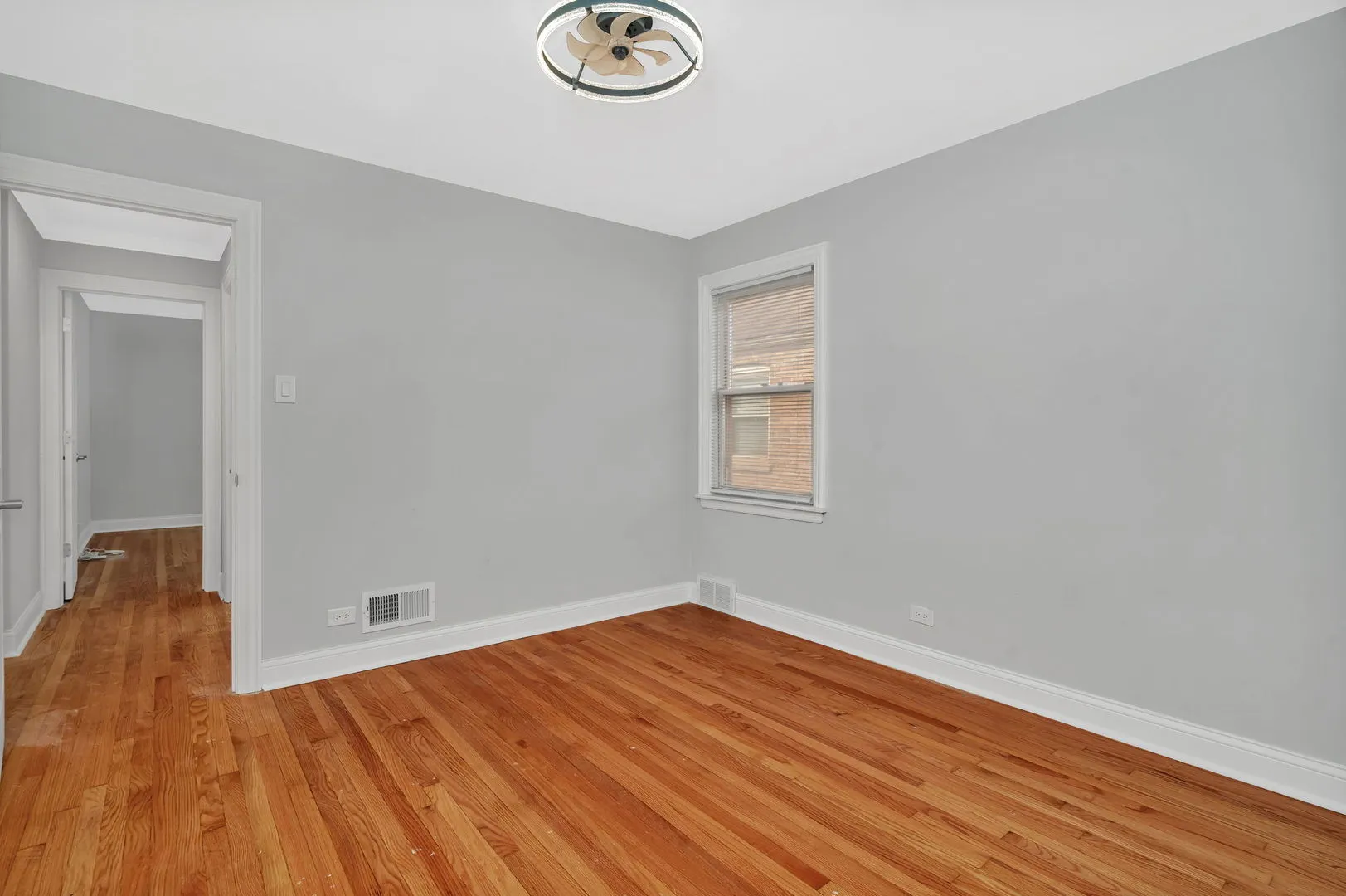 46 E Brayton Street IL