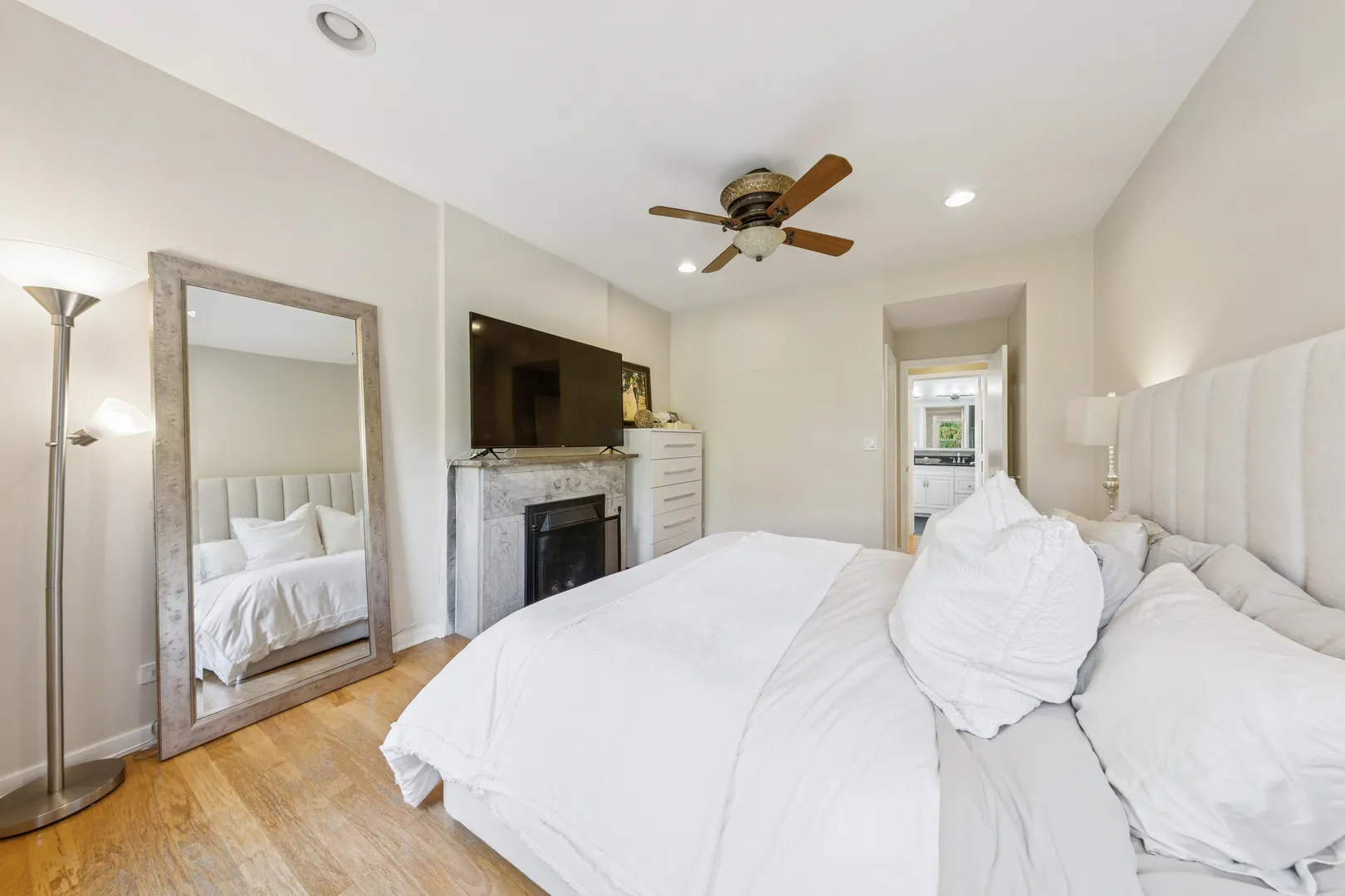 1760 N Wells Street 2A IL