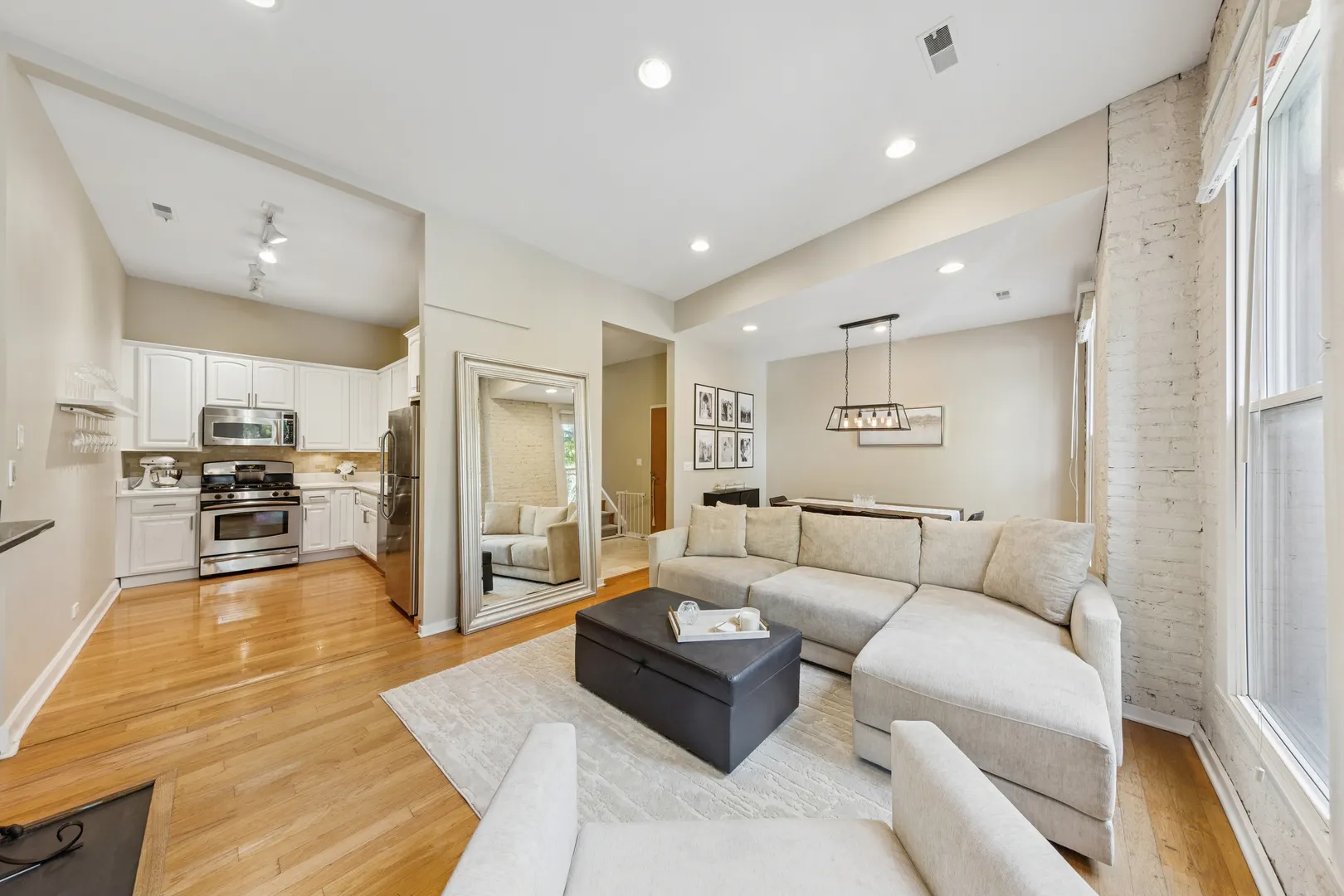 1760 N Wells Street 2A IL