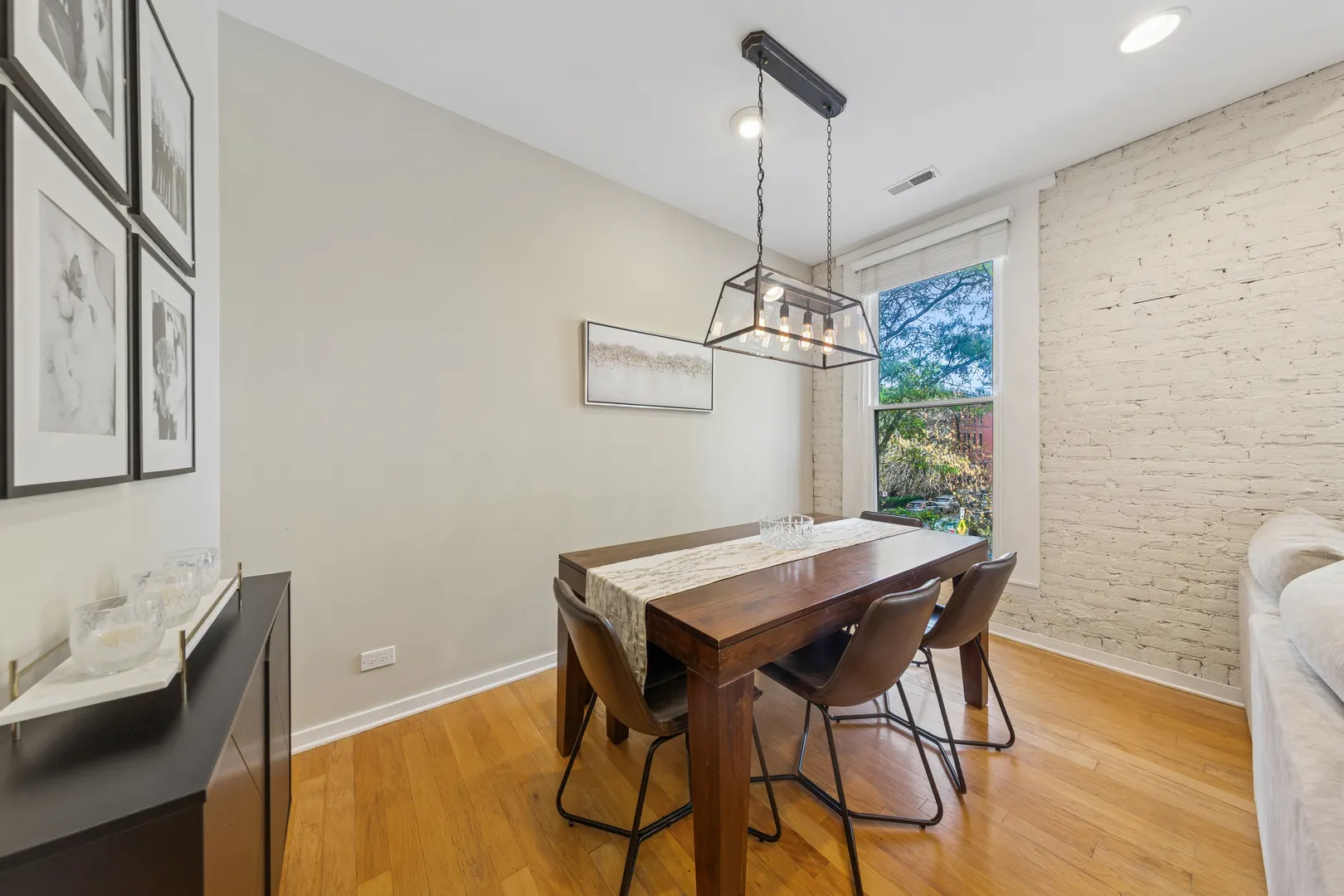 1760 N Wells Street 2A IL