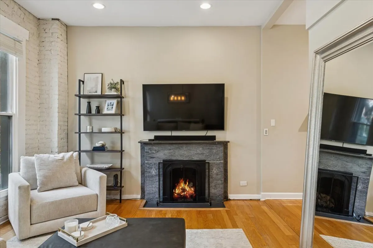 1760 N Wells Street 2A IL