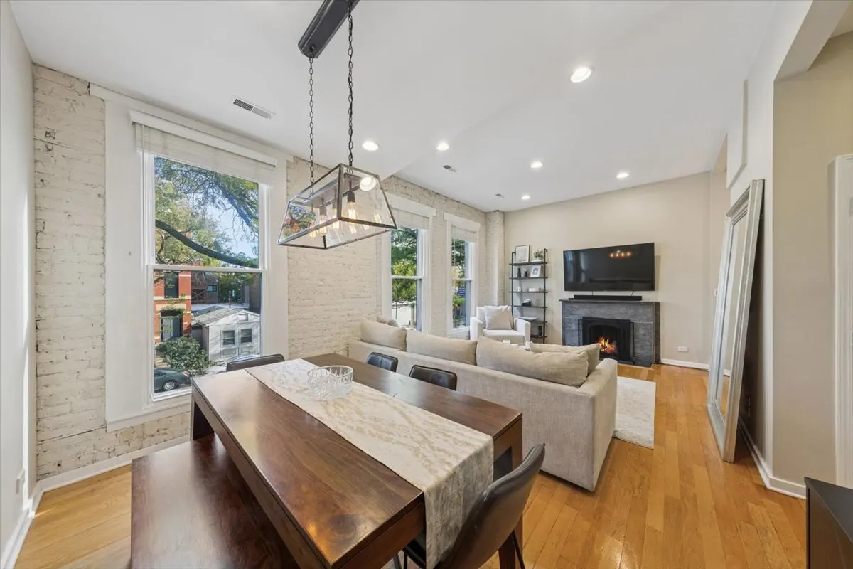 1760 N Wells Street 2A IL