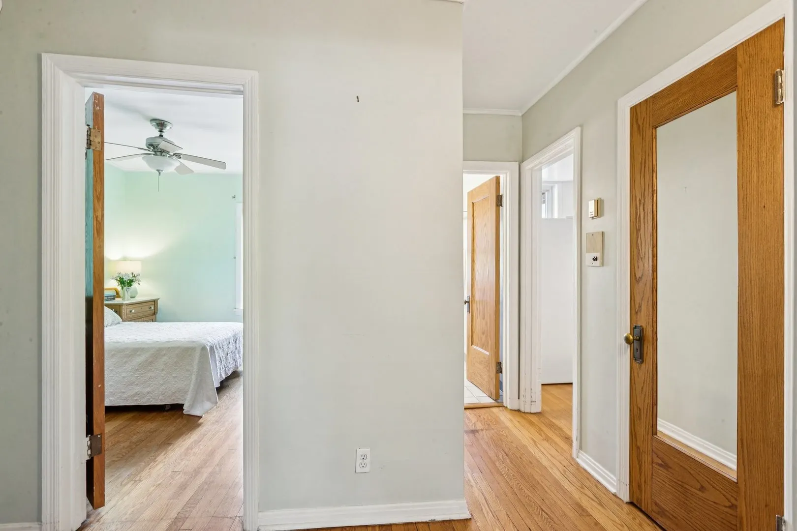 126 N Taylor Avenue 1S IL