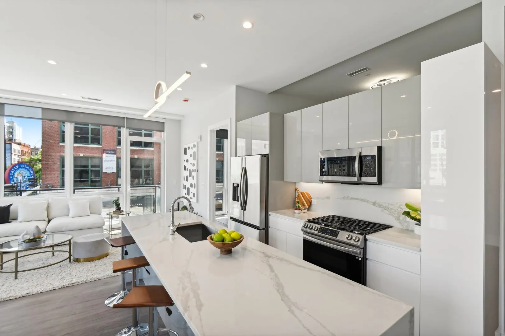 812 W Adams Street 311 IL