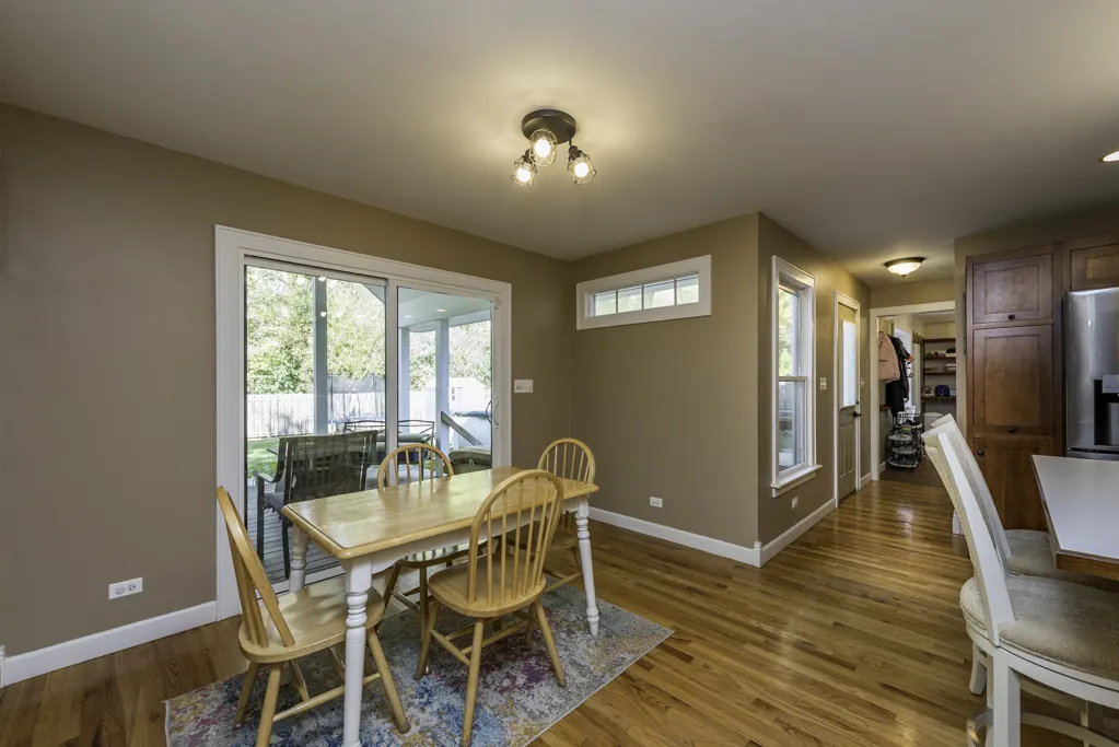 3482 Ellis Avenue IL