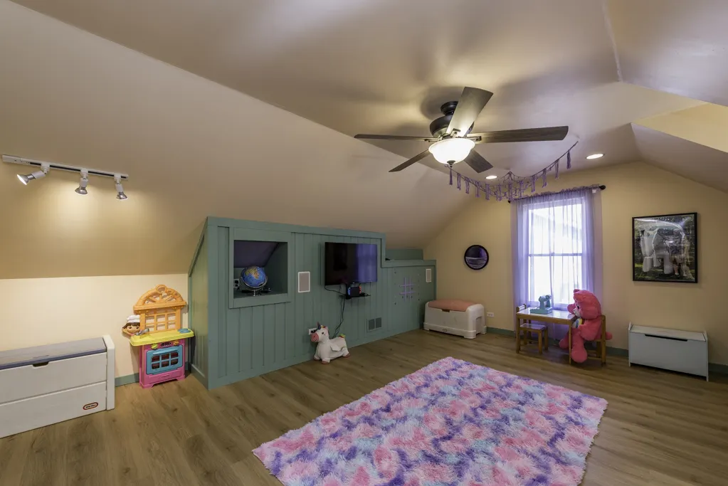 3482 Ellis Avenue IL