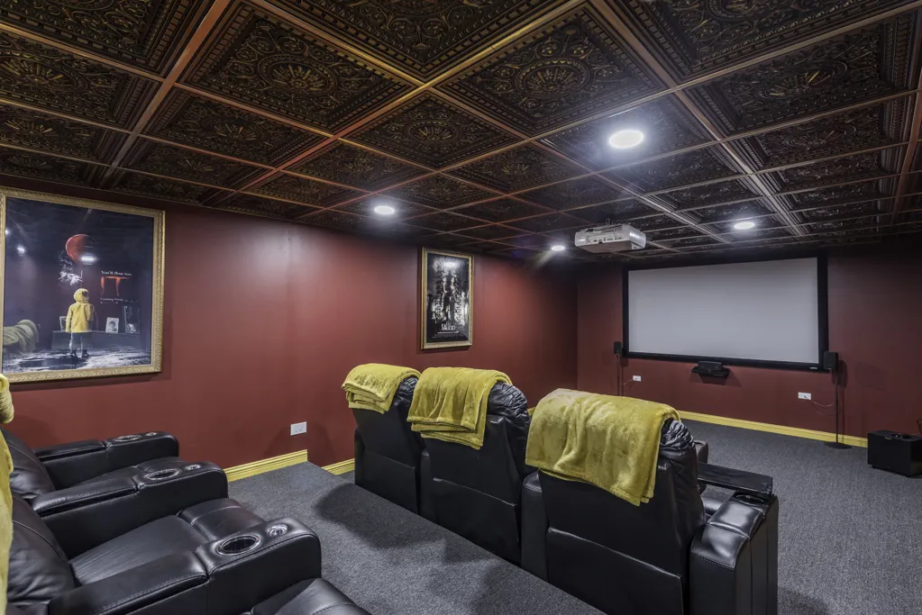 3482 Ellis Avenue IL