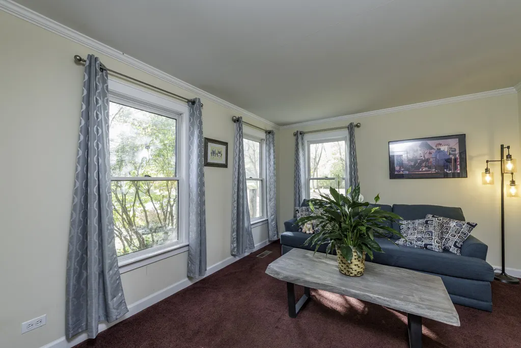 3482 Ellis Avenue IL