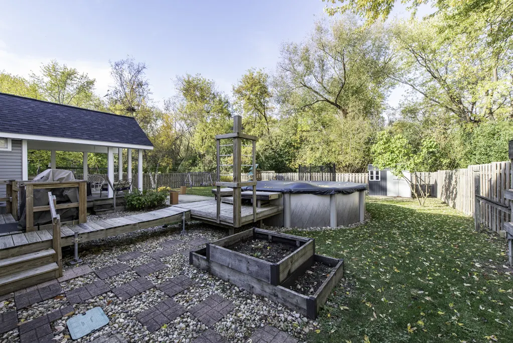 3482 Ellis Avenue IL